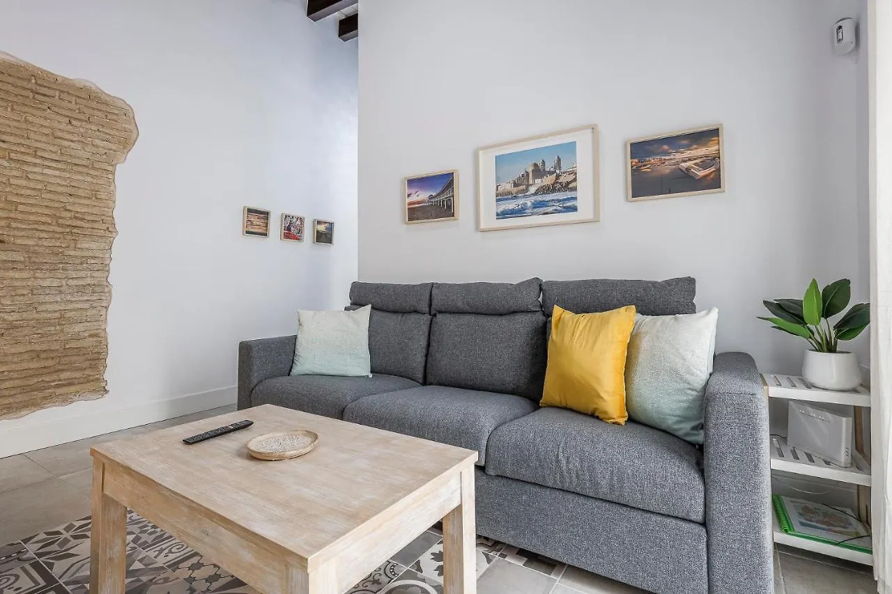 Cadiz Teniente Andujar Apartment 0*,